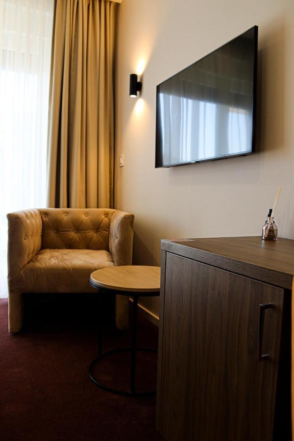Hotel MK Premier Novi Pazar Exterior foto